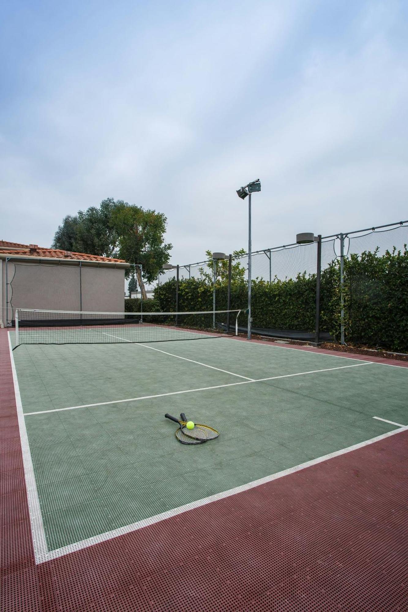 Residence Inn La Mirada Buena Park Экстерьер фото