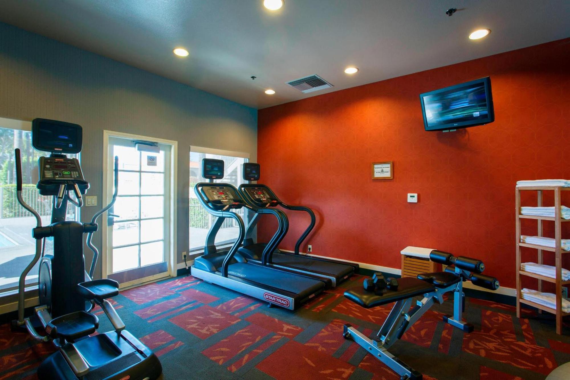 Residence Inn La Mirada Buena Park Экстерьер фото